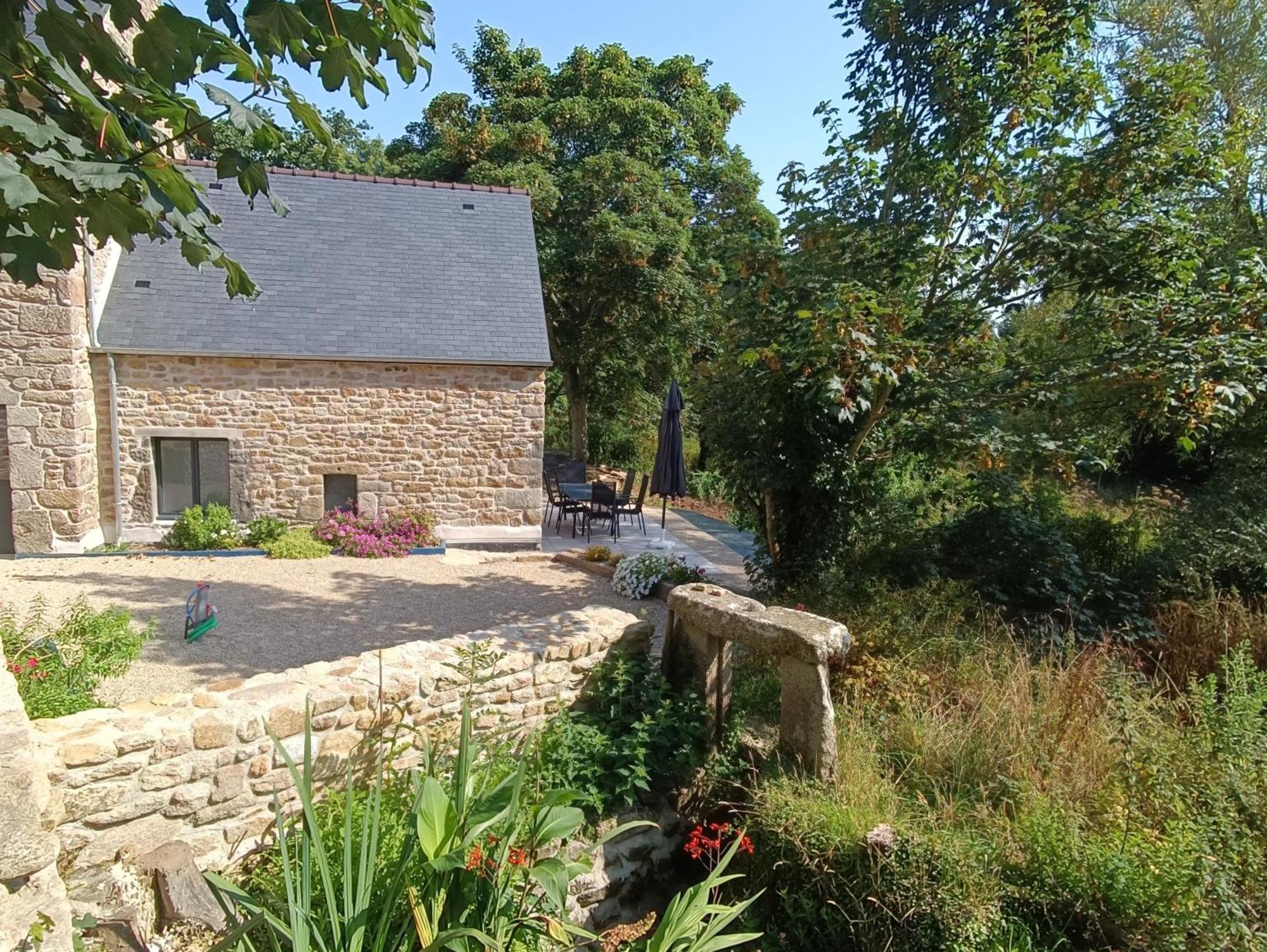 Le Petit Moulin De Kerloroc Villa Ploudalmézeau Exteriör bild